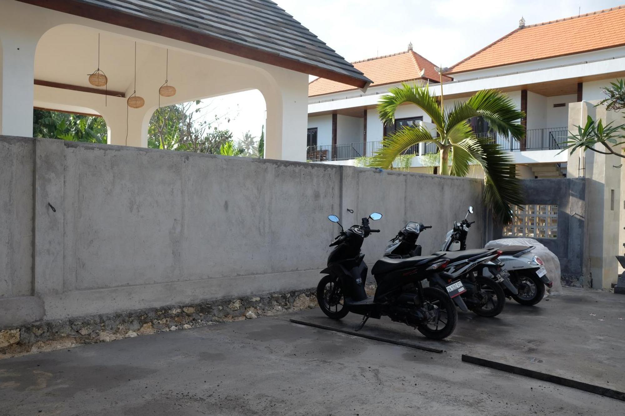 Dipenida Bali Hotel Batununggul Екстериор снимка