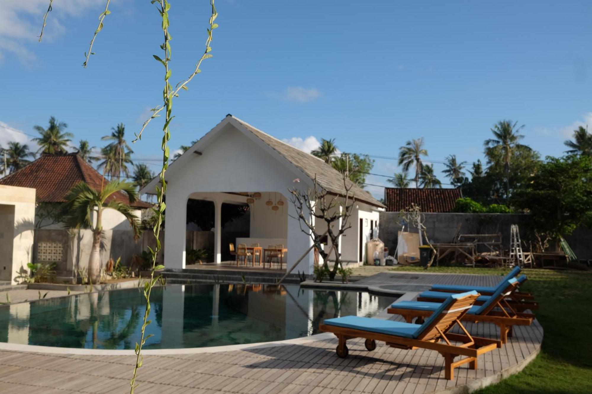 Dipenida Bali Hotel Batununggul Екстериор снимка